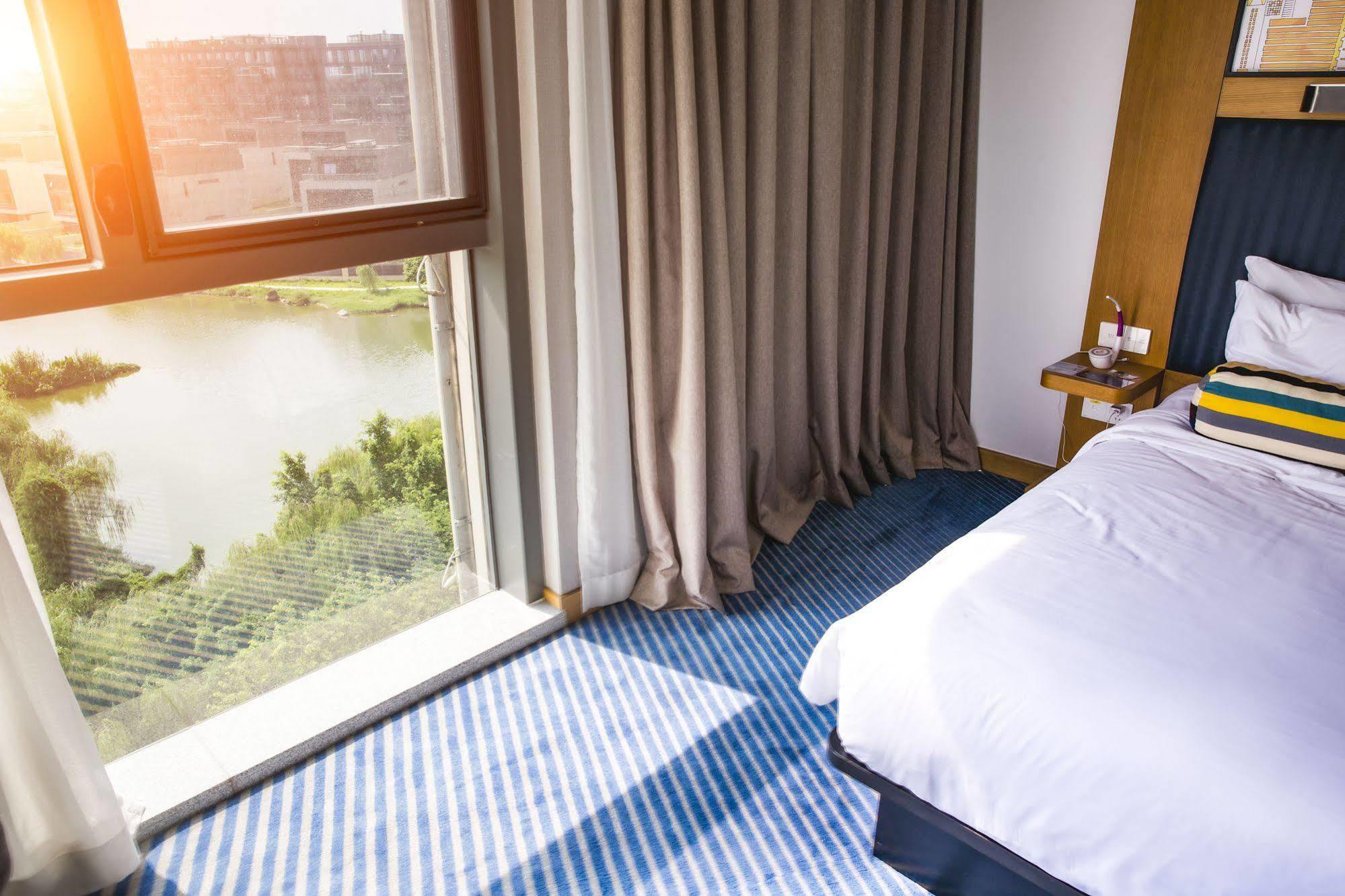 Aloft Dongguan Songshan Lake Exterior photo